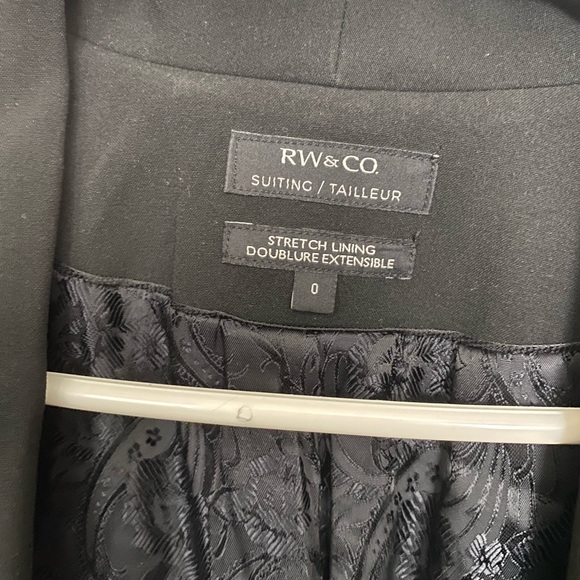 RW&CO Blazer - Picture 2 of 4